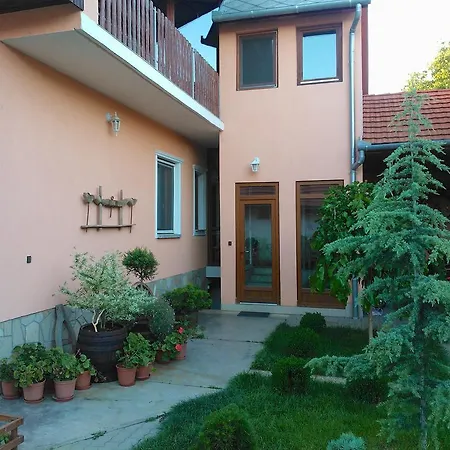 Guest house Valentin Vendeghaz Balatonlelle