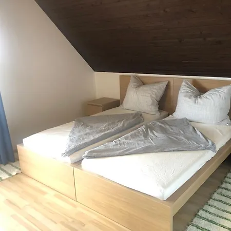 Valentin Vendeghaz Guest house Balatonlelle