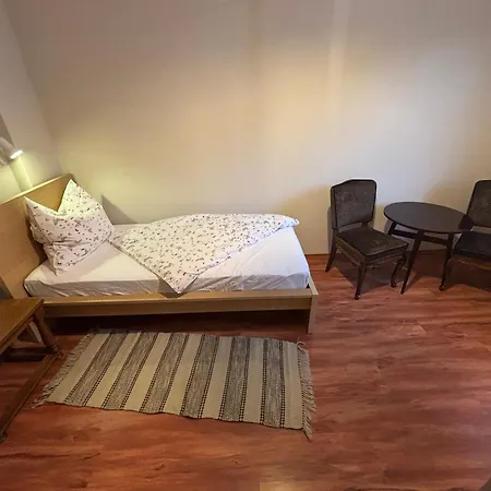 Gasthuis Valentin Vendeghaz 4*