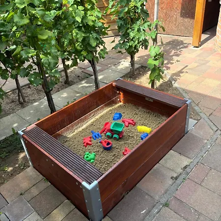 Valentin Vendeghaz Балатонлелле